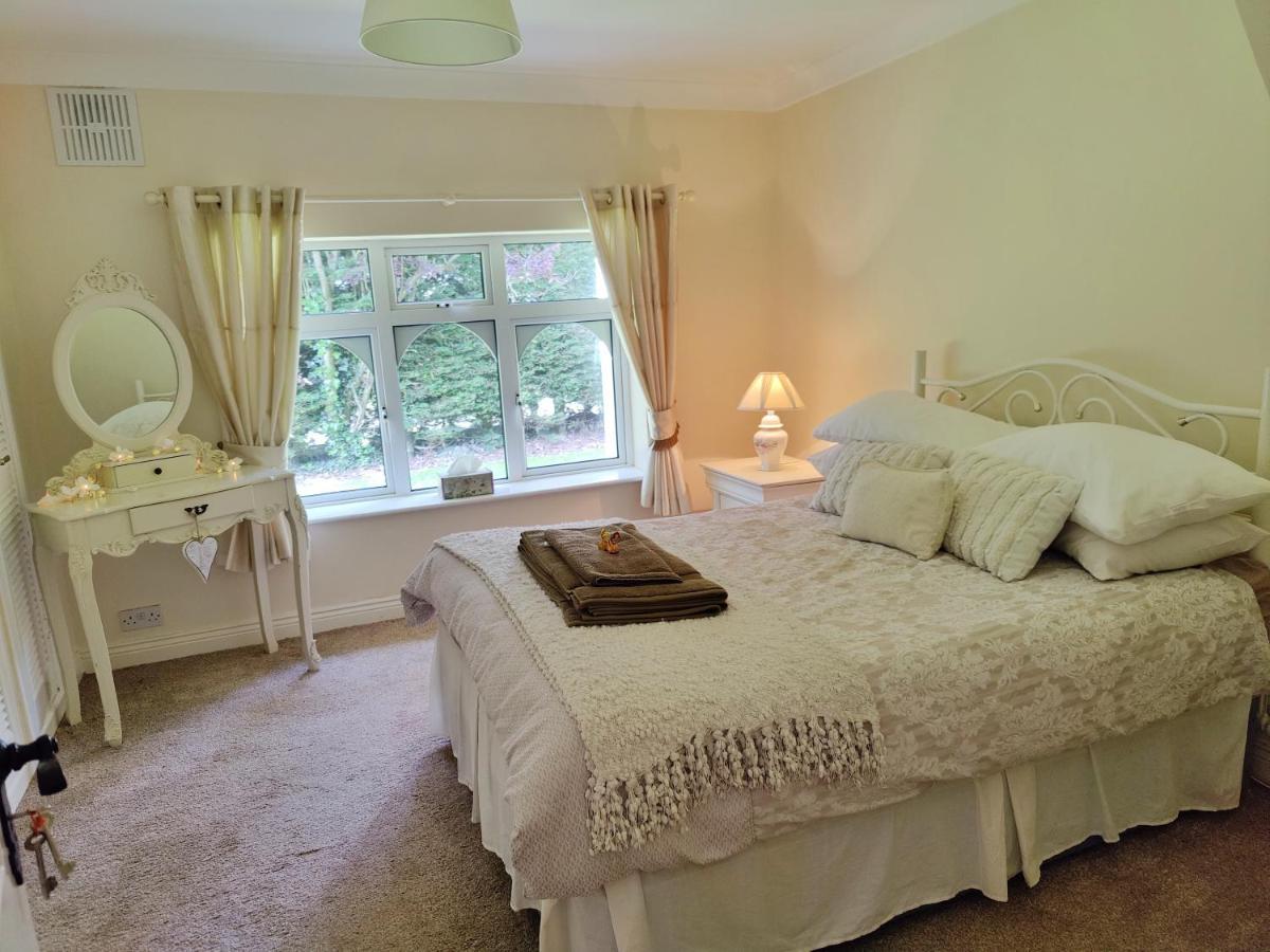 Rooms At Ballysax House The Curragh Exterior photo
